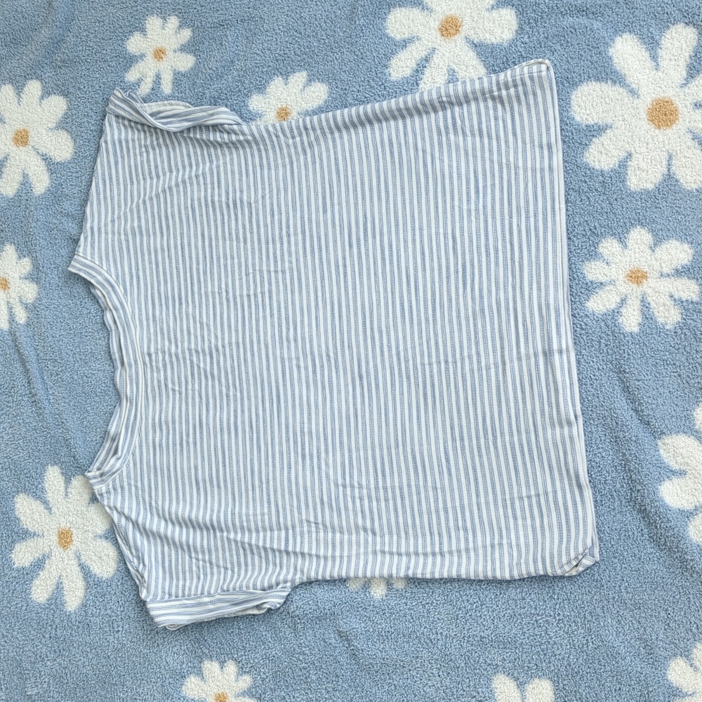 Lou and Grey Top